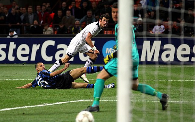 3 cú đòn không tưởng trước nhà vô địch đã giúp Gareth Bale bước ra ánh sáng thế nào?
