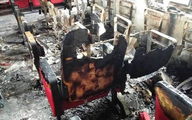 Cháy ở UBND xã thiệt hại 300 triệu đồng, báo cáo 580 triệu đồng