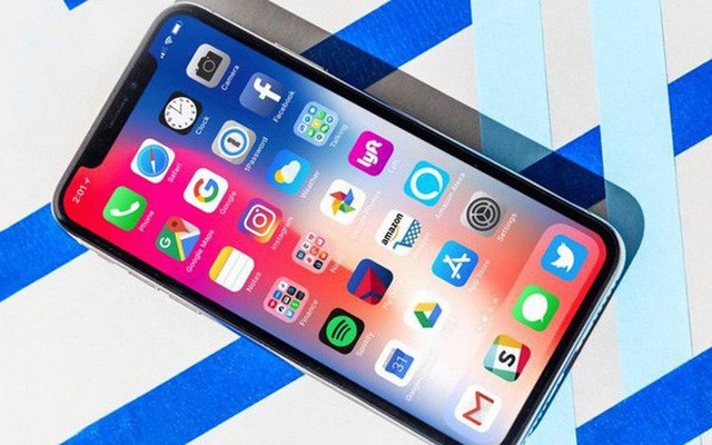 Hình ảnh render về bộ ba iPhone mới một lần nữa xác nhận thế hệ iPhone 2018 chỉ là “bình cũ rượu mới”