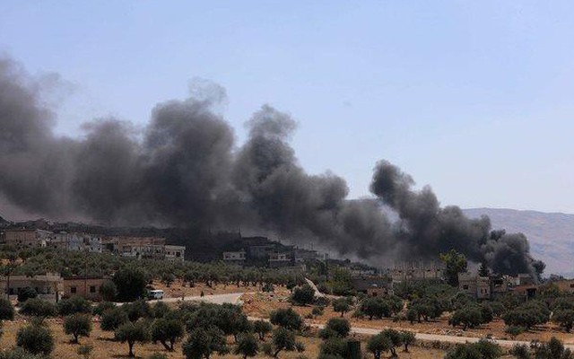 Mỹ tung cảnh báo tới tấp, Nga ném bom, chiến trường Syria sắp bùng nổ?