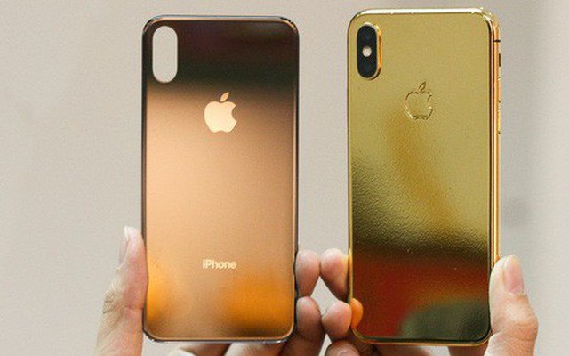 Đây là một chiếc iPhone X mạ vàng tại Việt Nam, đằng sau vẻ đẹp là sự đánh đổi