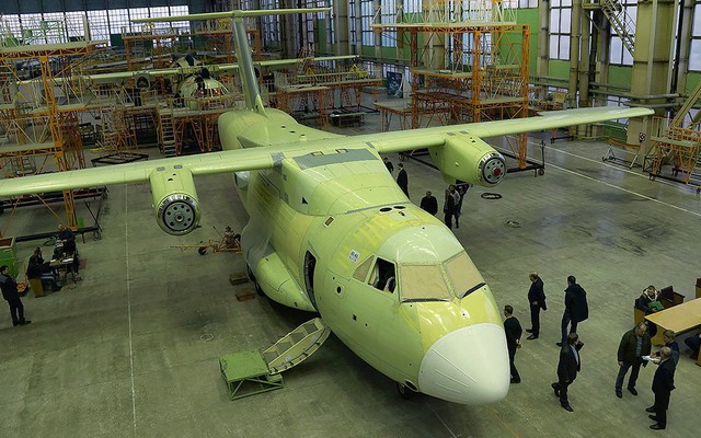 Chậm chân, IL-112V Nga để "vuột" khách hàng thân thiết KQ Việt Nam vào tay Airbus C-295