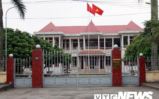Bí thư Huyện ủy An Dương bị kỷ luật liên quan vụ “cả nhà làm quan” của Phó Chủ tịch huyện