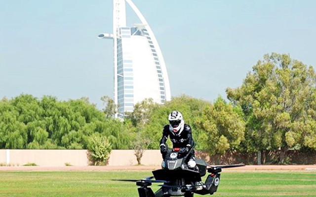 Mô tô bay như trực thăng của cảnh sát Dubai