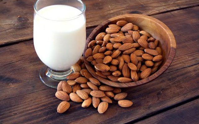Những lợi ích hàng đầu của sữa hạnh nhân đối với sức khỏe