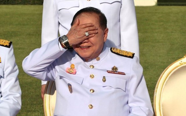 Thái Lan “tha bổng” phó thủ tướng vụ bê bối “mượn” đồng hồ xa xỉ