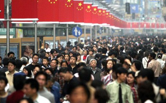 Dân số Trung Quốc bắt đầu liên tục tăng trưởng âm vào năm 2030
