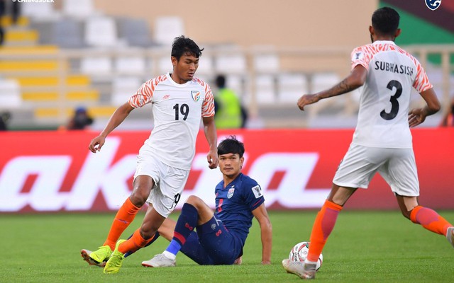 Đại bại trước Ấn Độ, Thái Lan đối diện nguy cơ lớn bị loại từ vòng bảng Asian Cup
