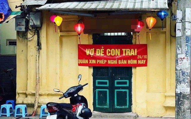 Bức ảnh gây chú ý nhất hôm nay: "Vợ đẻ con trai, quán xin phép nghỉ bán hôm nay"