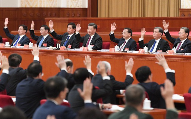 Số phận trái ngược của 2 Ủy viên trung ương không thể dự Hội nghị toàn thể 4 ĐCS Trung Quốc