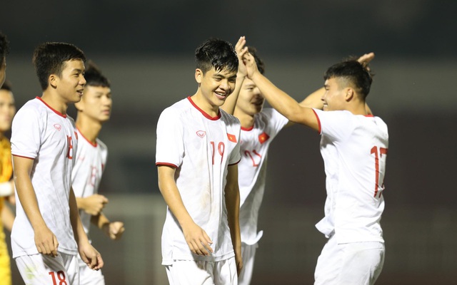 HLV Troussier cùng U19 Việt Nam dự giải đấu quốc tế, có cơ hội đối đầu với Anh, Pháp, Brazil