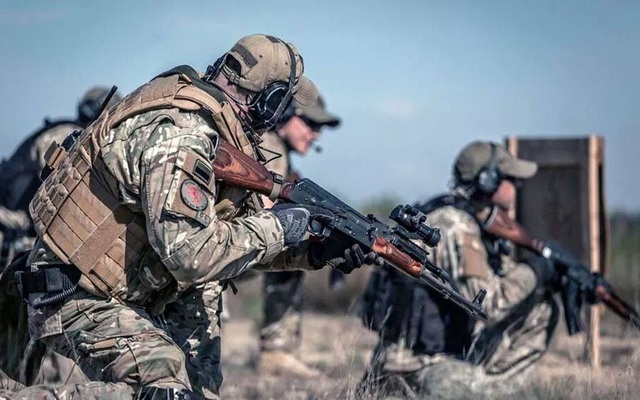 "Dùng đạn địch, đánh địch": Súng AK mới sẽ khiến lính Mỹ và đồng minh NATO "ngã ngửa"?