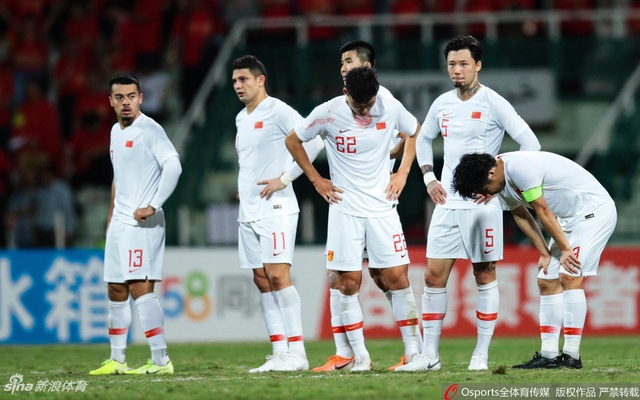 Giữa lúc Việt Nam thăng hoa, bóng đá Trung Quốc phải "đại cải cách" vì khủng hoảng
