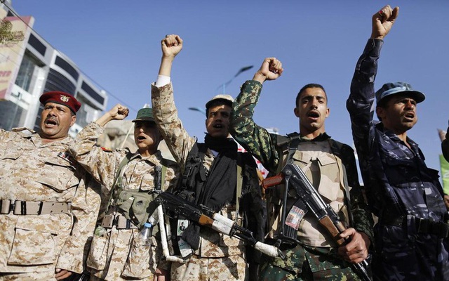 Lực lượng Houthi thả tự do cho 16 thủy thủ và 2 tàu