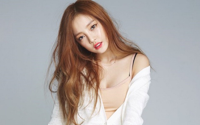 Lại thêm nữ idol Hàn tự tử gây rúng động: Bị bắt nạt do quá xinh đẹp, rơi vào bi kịch