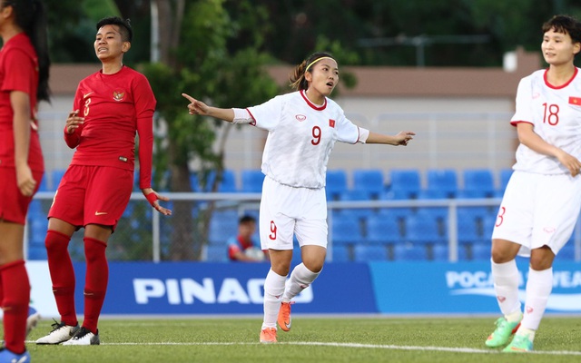 [Kết thúc] Việt Nam 6-0 Indonesia: Tuyết Dung cứa lòng tinh tế đánh bại thủ môn Indonesia