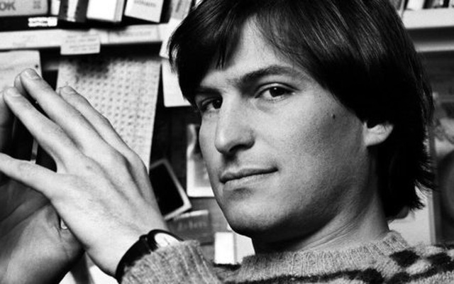Đĩa mềm có chữ ký của Steve Jobs được bán đấu giá với con số không tưởng