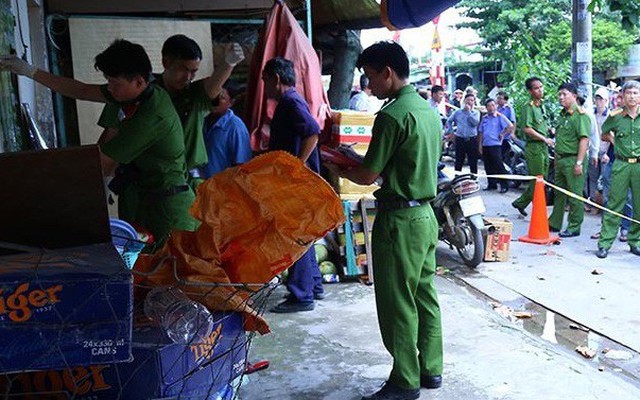 Cãi nhau với bố sau khi uống rượu về, con trai bị bố đâm tử vong