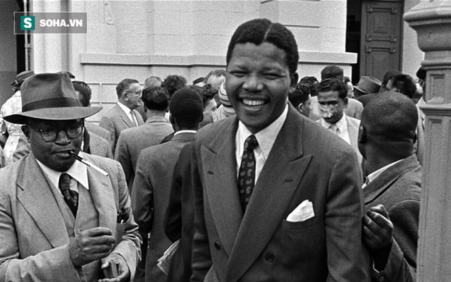 Trước khi rời đảo, viên sĩ quan hung ác nhất nói với Nelson Mandela 1 câu khiến ông kinh ngạc