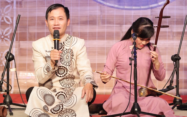 Nghệ sĩ Nguyễn Quang Long ra album xẩm "Trách ông Nguyệt Lão"