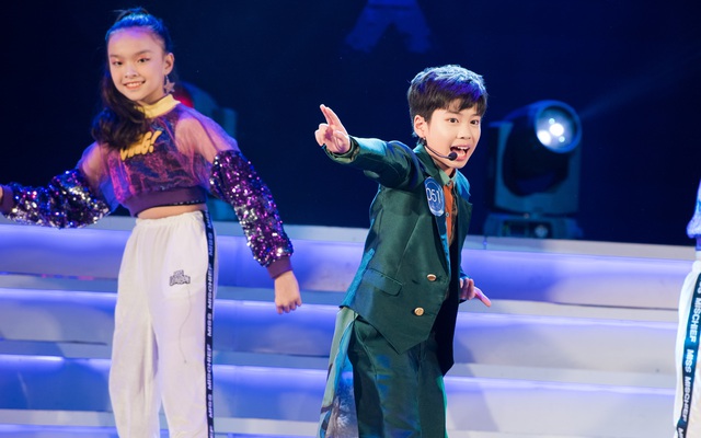 Thí sinh 10 tuổi lọt chung kết Giọng hát hay tiếng Hàn Quốc 2019 nhờ màn "bắn rap" cuốn hút
