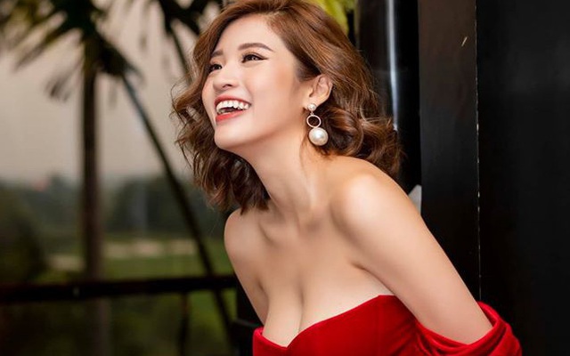 Hoa hậu Phan Hoàng Thu hoảng loạn vì bị hack điện thoại, camera