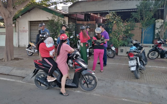 Phụ huynh “vây” cơ sở dạy kèm miệt thị, đánh dã man học sinh ở Ninh Thuận