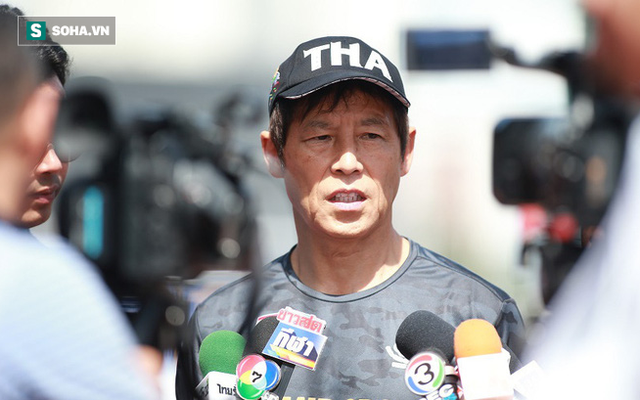 Thái Lan nhận hung tin, HLV Nishino "đau đầu" về lực lượng trước ngày đấu Việt Nam