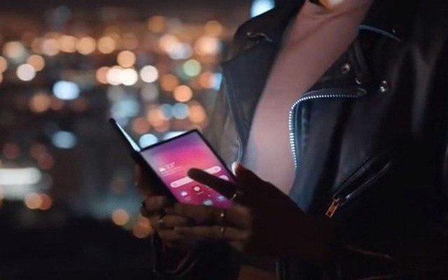 Samsung xác nhận thời điểm chiếc smartphone màn hình dẻo của mình ra mắt chính thức