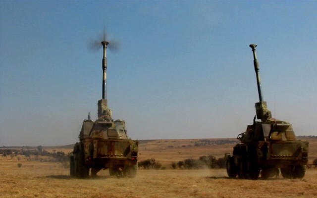 Uy lực pháo tự hành “Tê giác” G6 Rhino của Nam Phi