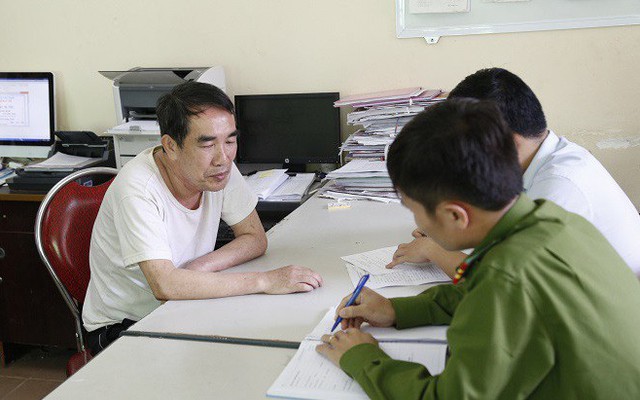 Vụ chồng giết vợ rồi tự tử: Cãi nhau chuyện ngày bay ra nước ngoài, chồng cứa cổ vợ