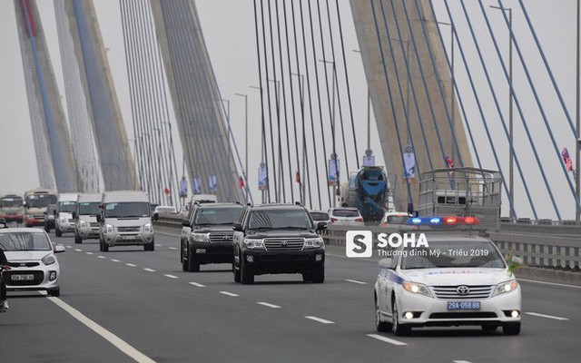 Hai chiếc xe đặc chủng bí ẩn của Triều Tiên xuất hiện tại Hà Nội: Siêu đặc biệt?