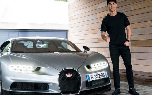 Siêu xe Rolls-Royce Ghost giá 10 tỉ mà Cristiano Ronaldo vừa mua có gì đặc biệt?