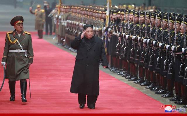 KCNA: Ông Kim Jong Un đã về tới Triều Tiên, tiếng hô "Muôn năm" vang vọng bầu trời Bình Nhưỡng