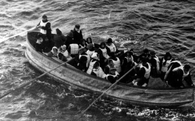 Những bức ảnh chưa từng công bố về vụ chìm tàu Titanic thảm khốc