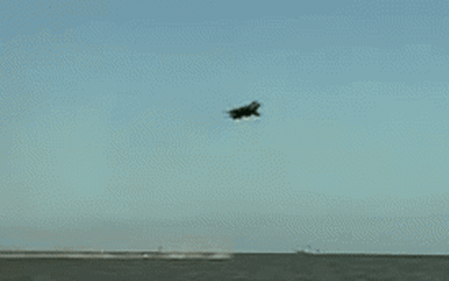 Qua mặt tên lửa S-300, S-400 Nga ở Syria, tiêm kích F-35 "vụt sáng như sao" nhưng... ĐEN
