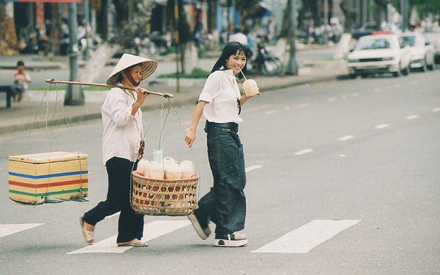 Phương Thanh khoe ảnh nổi loạn thời trẻ, khẳng định ngưng đánh lộn 10 năm nay