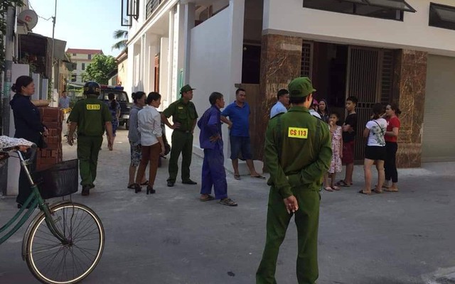 Án mạng kinh hoàng ở Hà Tĩnh: Chồng nghi cứa cổ vợ rồi rạch bụng tự sát