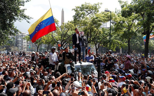 Ngoại giao con thoi và triển vọng giải quyết khủng hoảng Venezuela