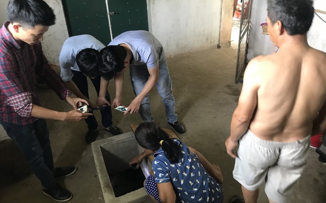 Xem camera thấy hàng xóm mang chai nước lạ chạy vào, gia đình ở Nghệ An lo sợ bị đầu độc