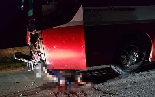 Yên Bái: Lái xe máy đâm vào ô tô khách, 2 thiếu niên 14 tuổi tử vong tại chỗ