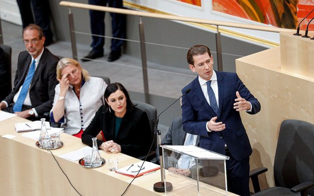 Thủ tướng Áo trẻ nhất lịch sử bị lật đổ sau 17 tháng