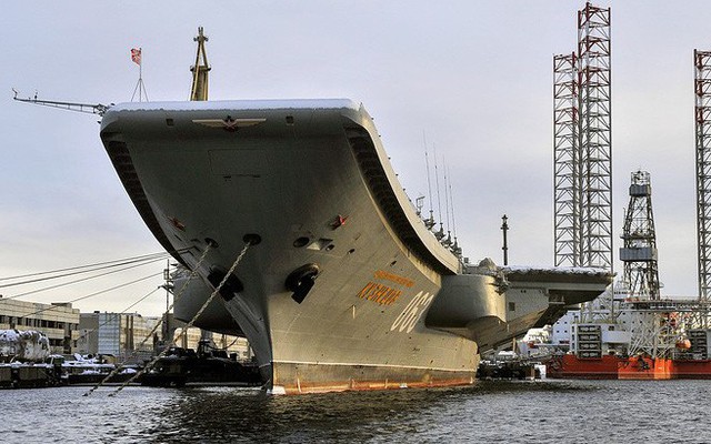 Tàu sân bay Kuznetsov duy nhất của Hải quân Nga trở về "từ cõi chết"!