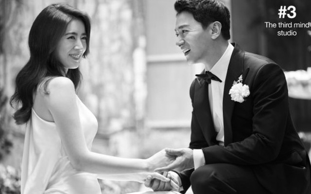 Tài tử "Sắc đẹp ngàn cân" khoe ảnh cưới mà dân tình chỉ dán mắt vào cô dâu đẹp như Hoa hậu, còn na ná Kim Tae Hee