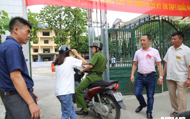 Chuyện công an đến tận nhà 'hộ tống' thí sinh ngủ quên đi thi: Chắc chắn không phải màn kịch của ai