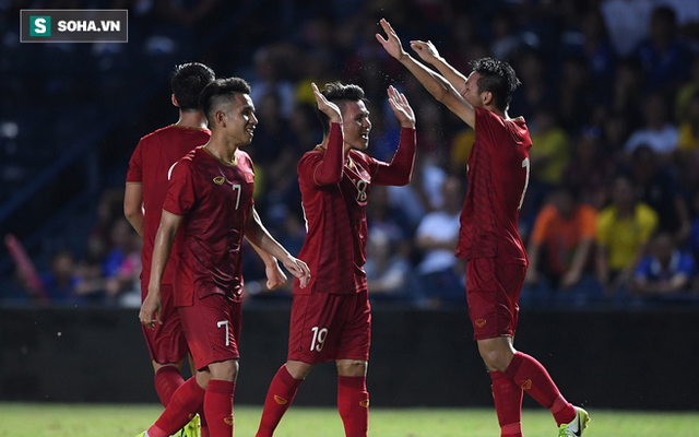 U23 Việt Nam đá ở SVĐ may mắn, fan Thái than phiền: "Như thể chúng ta giúp họ đến Olympic vậy"