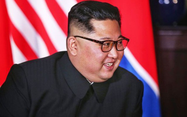 Từ "người cha nhân từ" đến "Đại diện quốc gia": Điều gì đặc biệt sau sự đa dạng chức danh của ông Kim?
