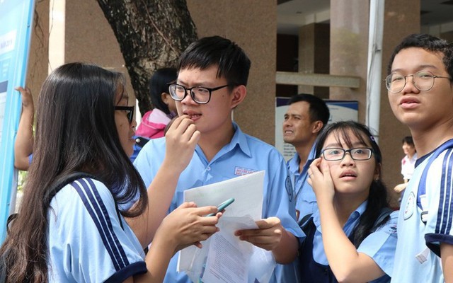 2 thí sinh đầu tiên được tuyển thẳng vào Đại học Y khoa Phạm Ngọc Thạch