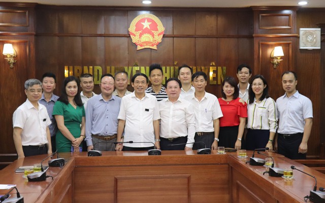 Hội Trí thức Khoa học và Công nghệ trẻ Việt Nam: Thăm và tặng quà gia đình  thương binh, liệt sĩ tại Phú Xuyên (Hà Nội)