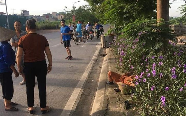 Nữ lao công bị ô tô đâm ở Hà Nội nghi trước khi tử vong kịp viết lại biển số xe gây tai nạn